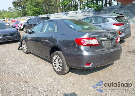 2013 Toyota Corolla Le z USA, uszkodzony, nr VIN 2T1BU4EE5DC125547